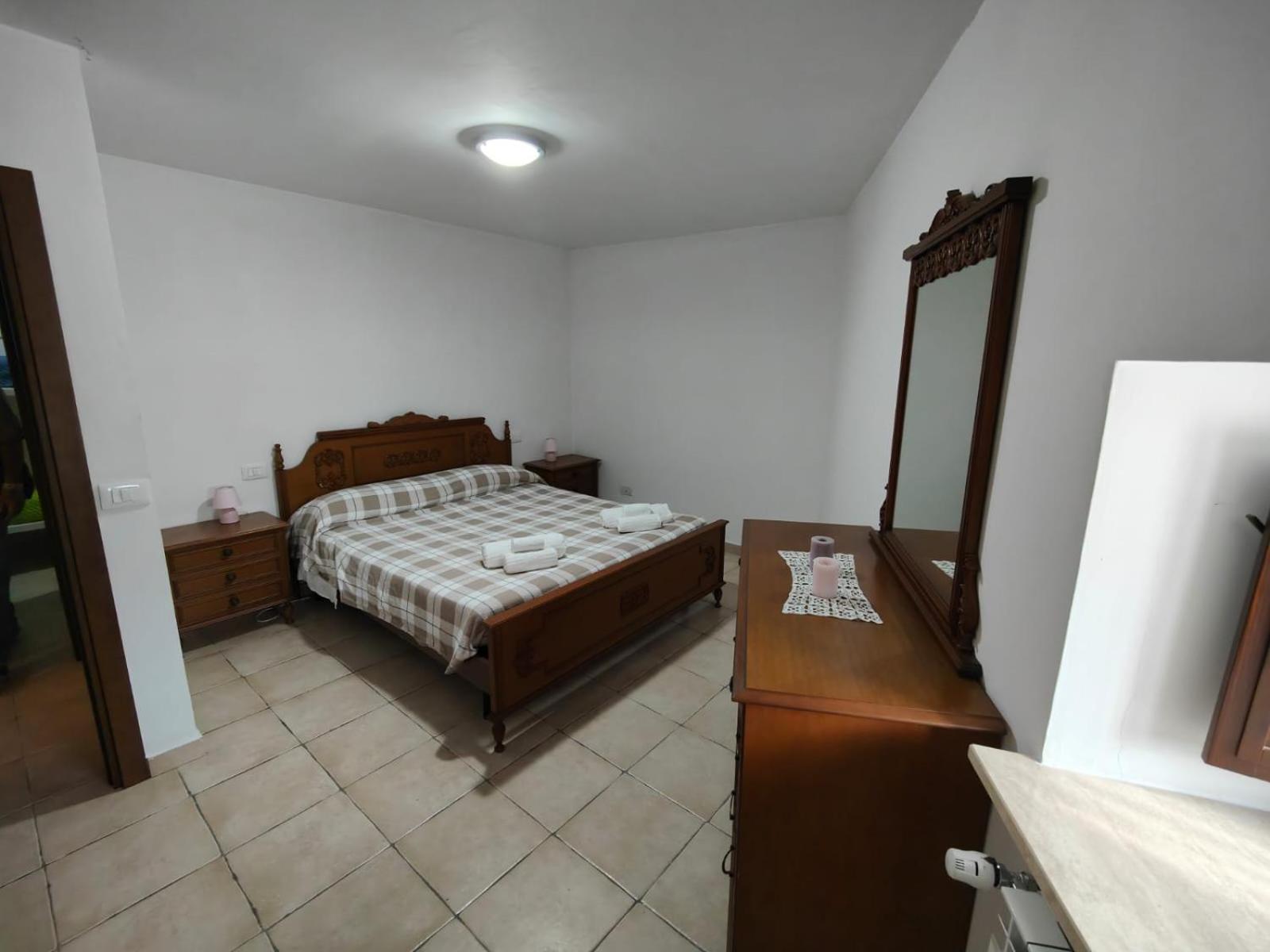 Il Borgoin Apartment Бареа Екстериор снимка